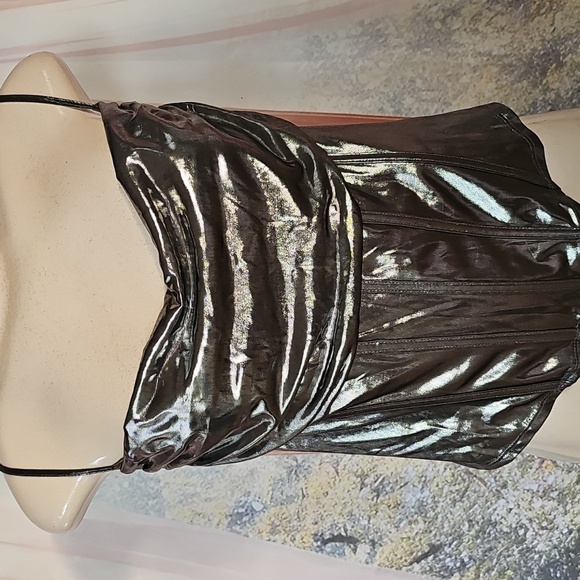 Sincerely Jules Metallic Silver Cowl Neck Top Size Large - Picture 2 of 8